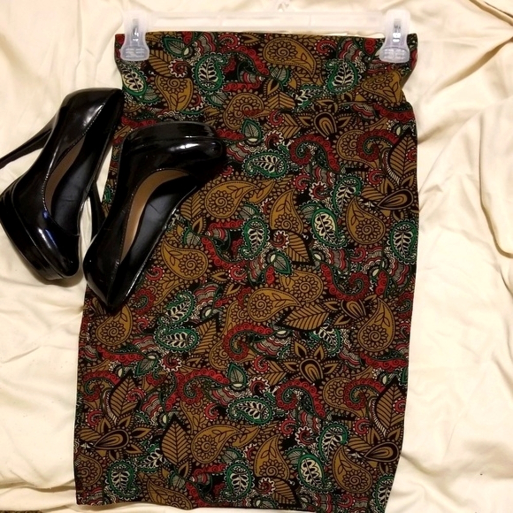 LuLaRoe "Cassie" Pencil Skirt